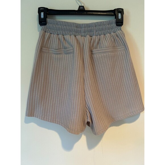 Maniere De Voir Designer Ribbed Shorts Women’s Size 6 Tan, Gray, White W/Pockets - Picture 2 of 6